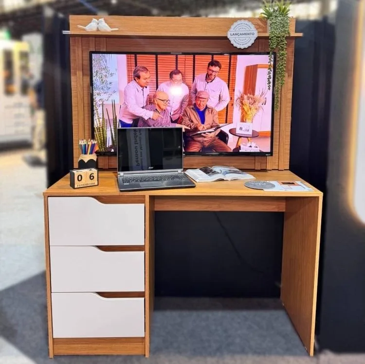 Escrivaninha com Painel Doble Cinamomo/Off White – MÓVEIS ALBATROZ